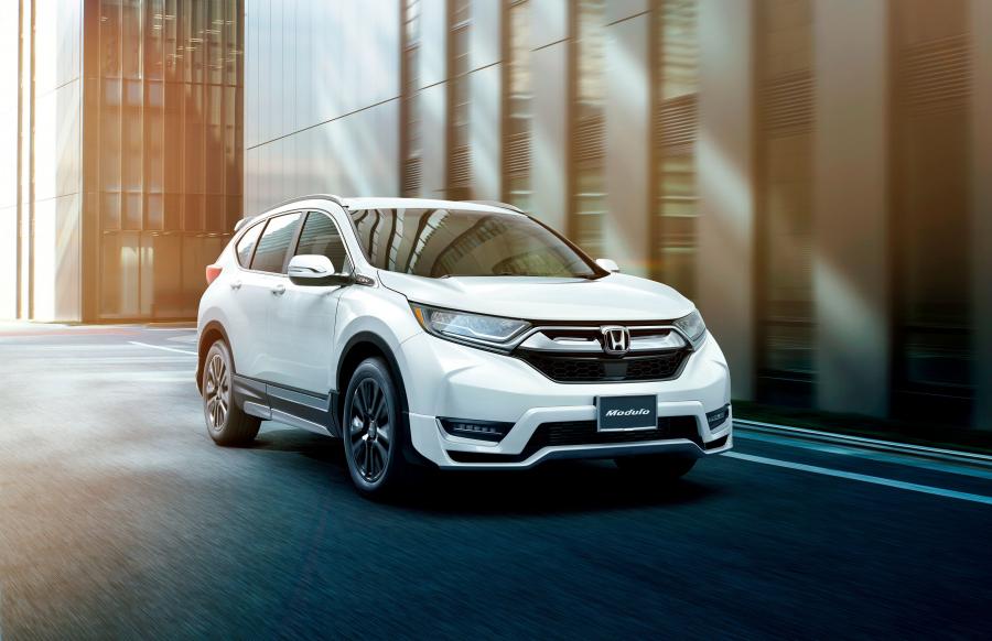  Honda CR-V by Modulo 2018 года  (JP) (фото 13 из 14)